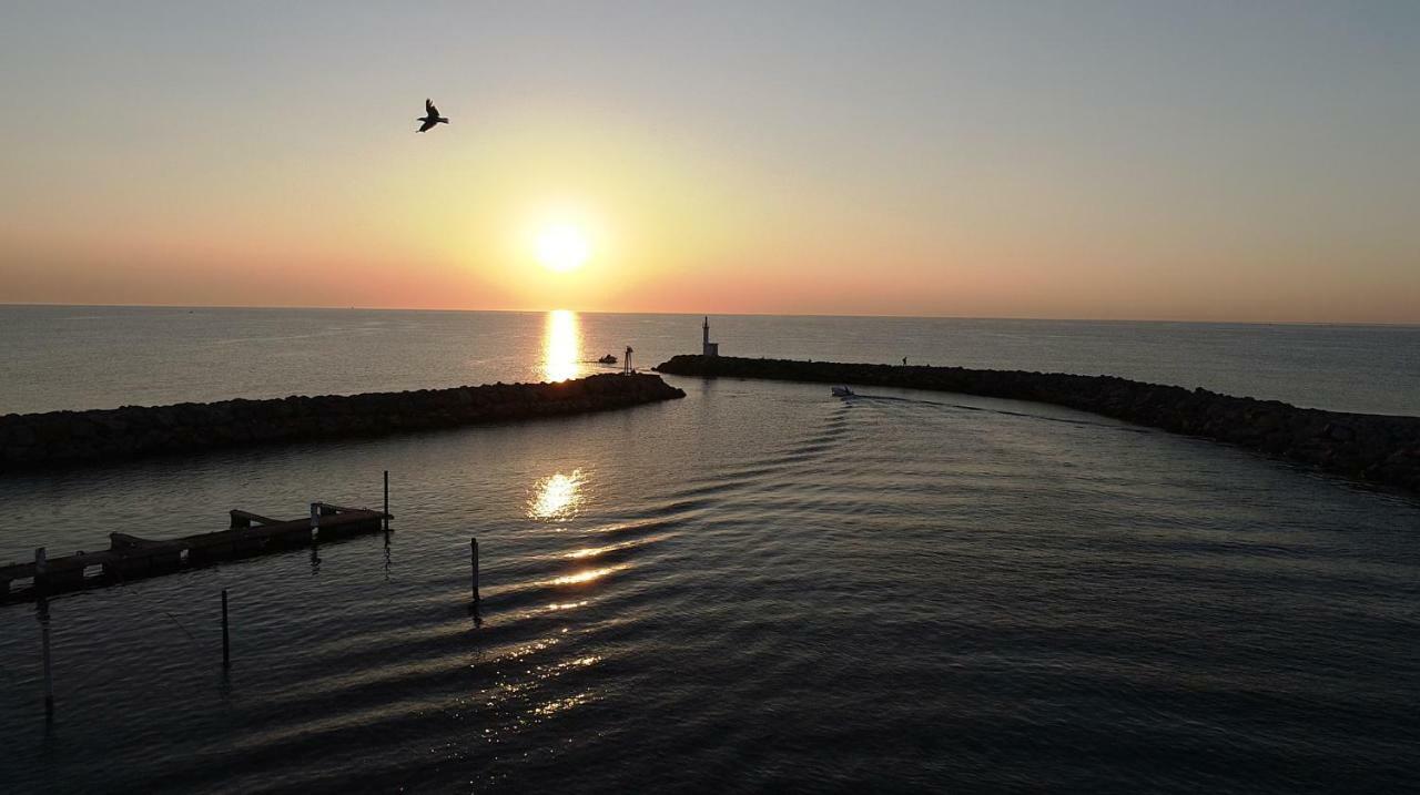 le soleil bleu wifi clim Villa Le Barcarès Eksteriør billede